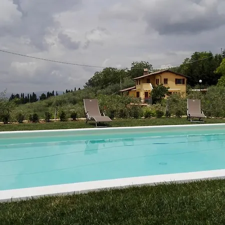 Oda ve Kahvaltı Bigio 3*