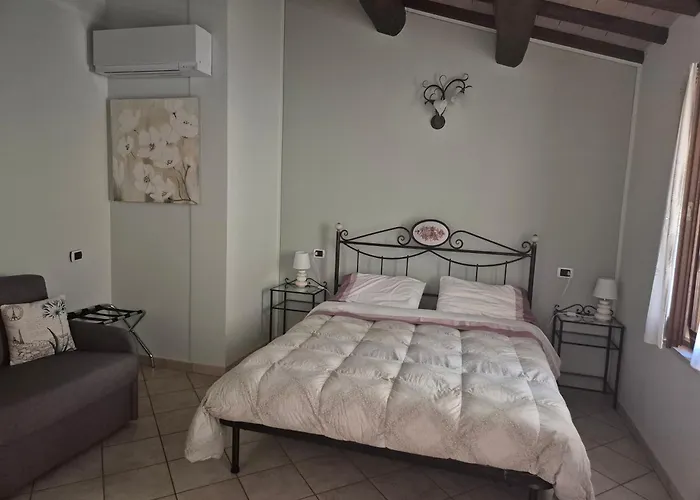 Bigio Nocleg ze śniadaniem 3*